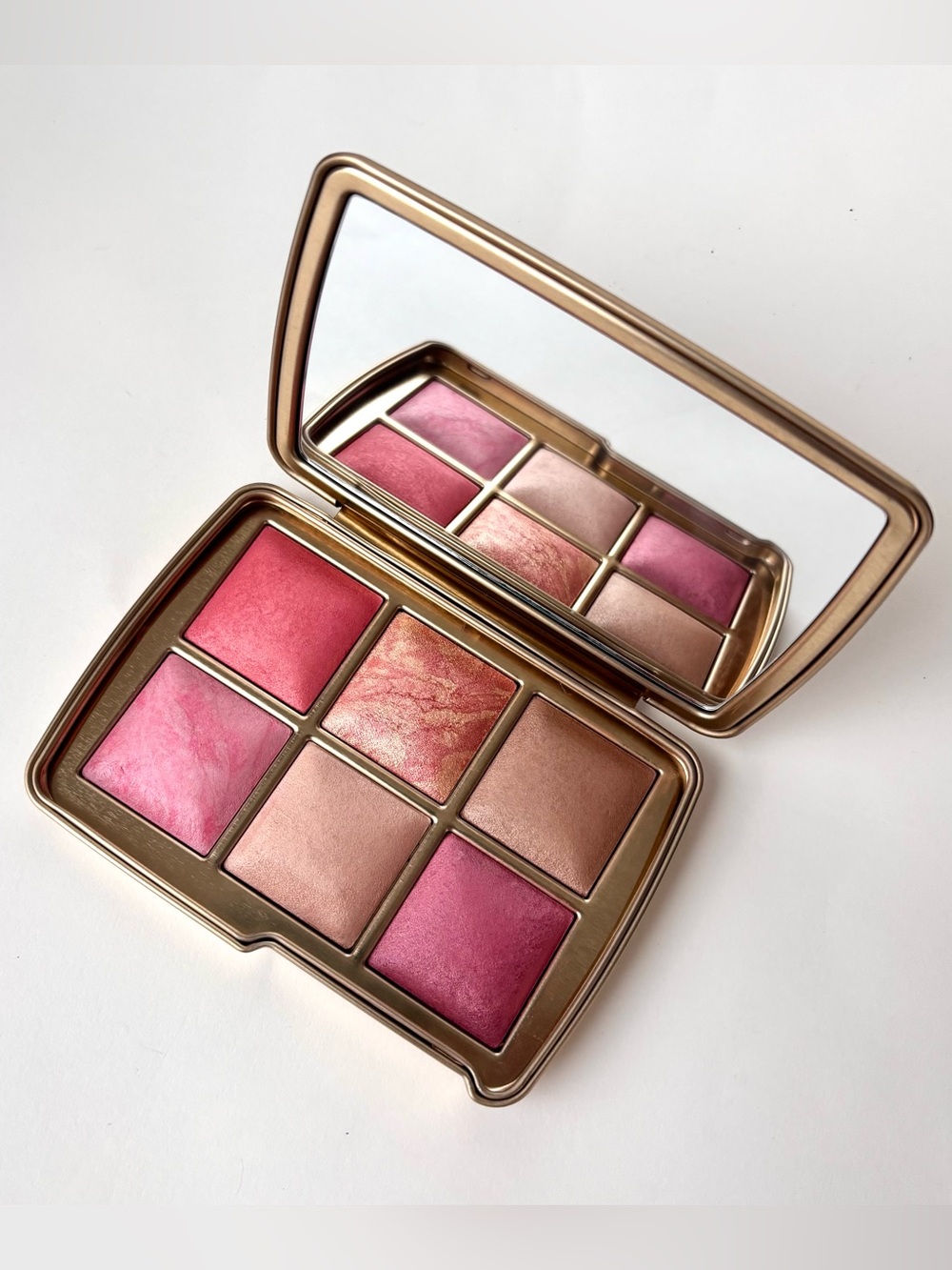 Hourglass Ambient Lighting Edit Unlocked Holiday Palette 2026 - Love